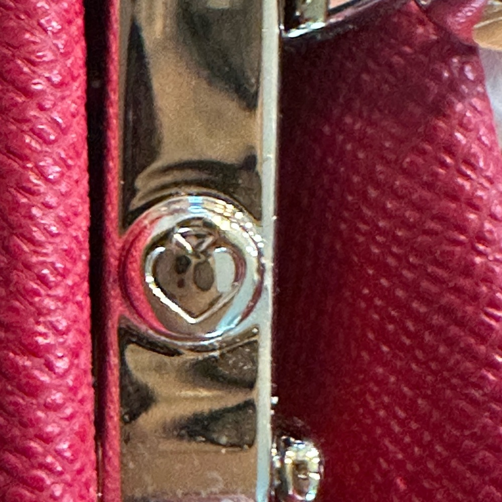 Kate Spade Shoulder| Crossbody Bag with Gold Chain - Picture 4 of 9